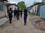 Vídeos: Polícia Civil prende suspeitos de tentar matar homem a golpes de facão e machado