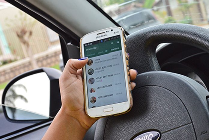 Números de infrações com uso do celular ao volante diminuíram em 48% entre os maceioenses