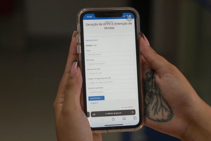 Detran emite quase 13 mil documentos de compra e venda de automóveis após modernização do serviço