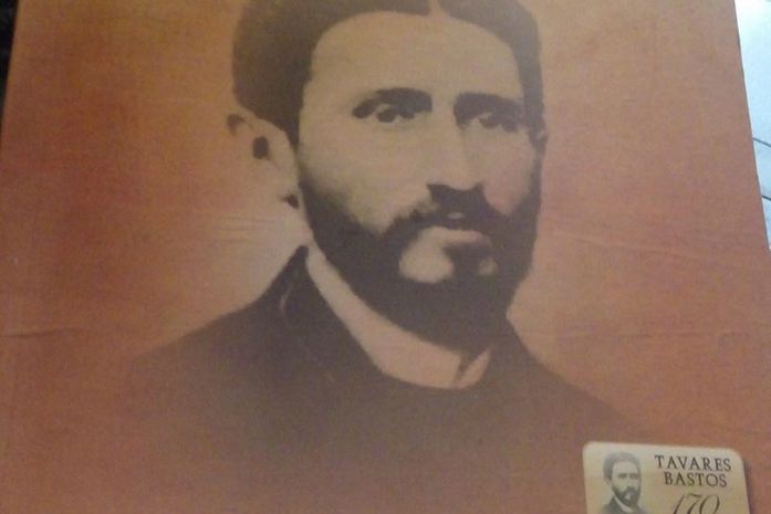 Com atraso, parabenizo Fernando Toledo por reedição de obra sobre Tavares Bastos