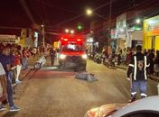 Mulher morre após ser atropelada por caminhão em avenida de Arapiraca; motorista foi contido por populares