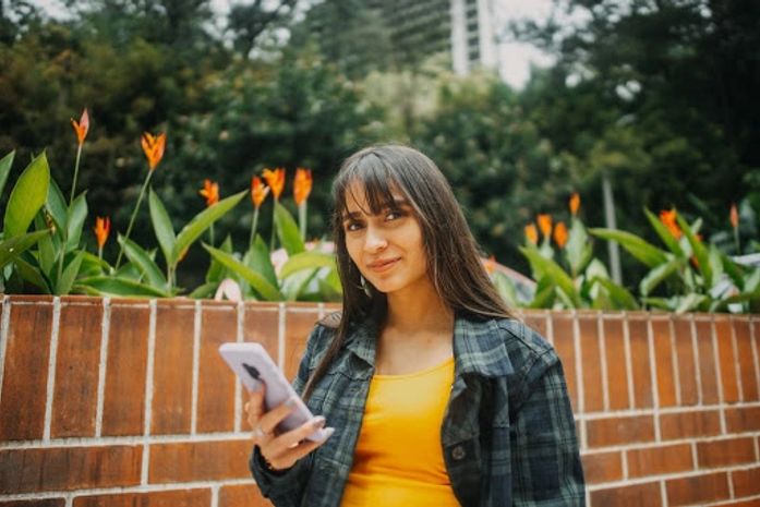 Serviços de comunicação são líderes em crescimento: Tik Tok, Omegle, Tinder