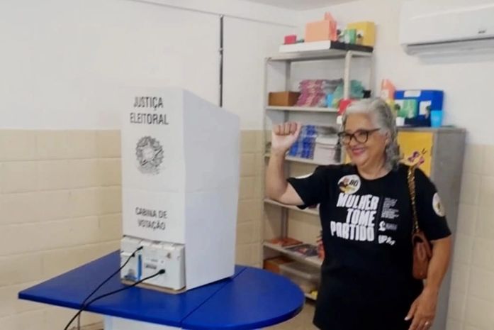 Em votação no Antares, Lenilda Luna (UP) denuncia desigualdade econômica no pleito e aposta na força das organizações sociais
