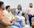 Tia Júlia pede celeridade nos processos de aquisição de medicamentos e exames