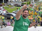 “As ruas darão o seu recado a quem se acredita dono do país. Todo poder emana do povo”, diz Dias