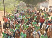 Cavalgada de Padre Cícero reúne milhares de participantes em Lagoa da Canoa