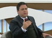 Presidente da OAB mostra coragem na defesa da Constituição e contra pistoleiros de toga