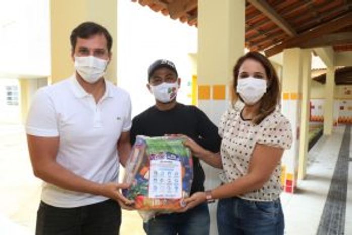 Prefeito Cacau inicia entrega de Kit Merenda para mais de 10 mil alunos da rede pública municipal