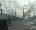 Protesto por falta de energia interdita via no Jardim Petrópolis, em Maceió