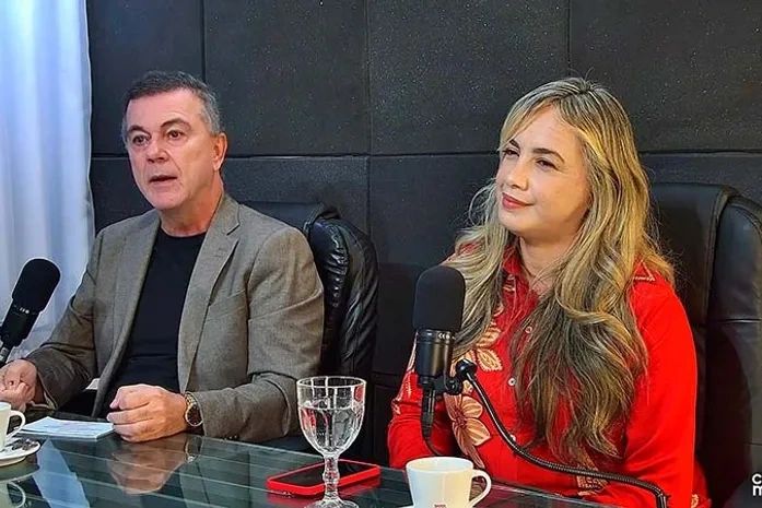 Ronaldo Medeiros e Dafne Orion