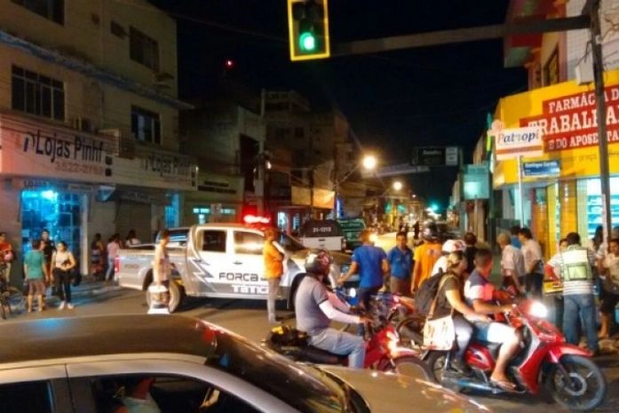 Ordem judicial é cumprida e estudantes desocupam Câmara de Arapiraca