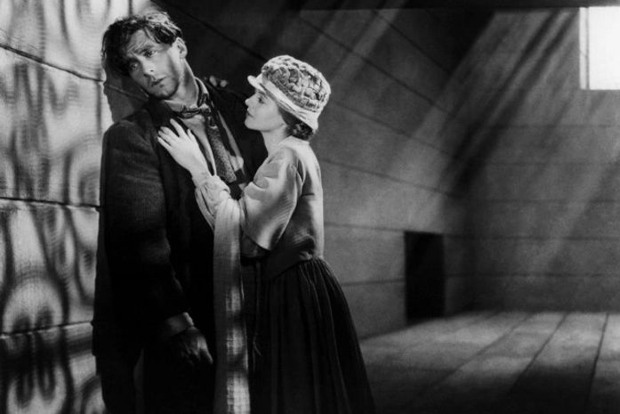 Primeiro filme a vencer o Oscar, "Aurora" se mantém vivo como um poema do cinema mudo