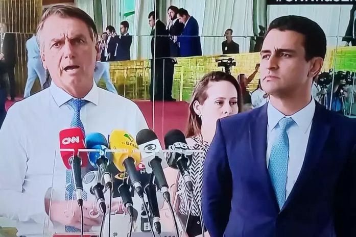 Jair Bolsonaro e JHC