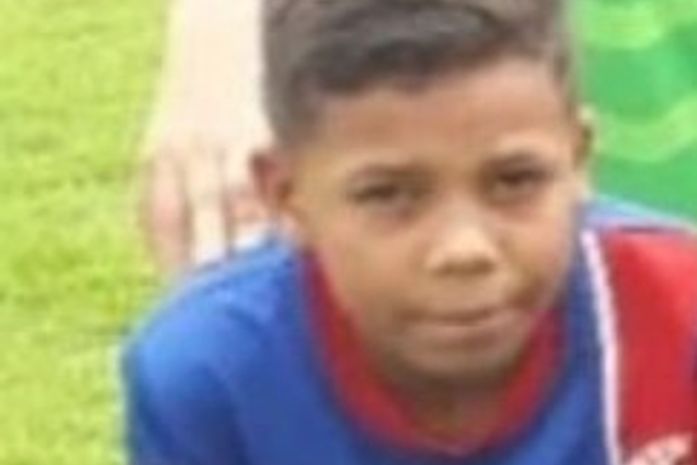 Menino de 11 anos é encontrado morto após receber descarga elétrica em arame e cair em riacho em Joaquim Gomes