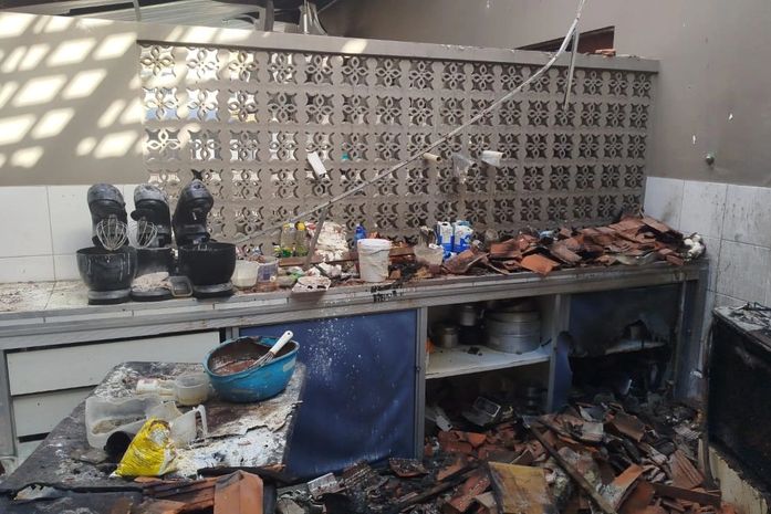 Confeiteira de Maceió pede ajuda após incêndio destruir cozinha onde produzia bolos