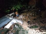 Moradores foram orientados sobre existência de risco e Defesa Civil Municipal foi acionada.