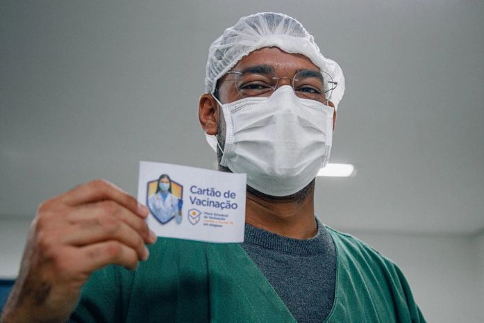 Candidatos realizam provas do concurso da Sesau neste domingo (12); veja como conferir locais de prova