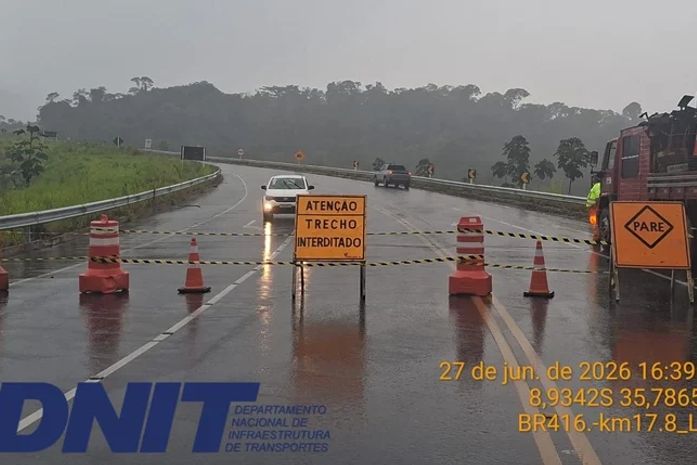 DNIT inicia recuperação da Serra da Catita após queda de rocha na BR-416