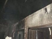 o homem estava dormindo na residência e apresentava sinais e sintomas de intoxicação por fumaça