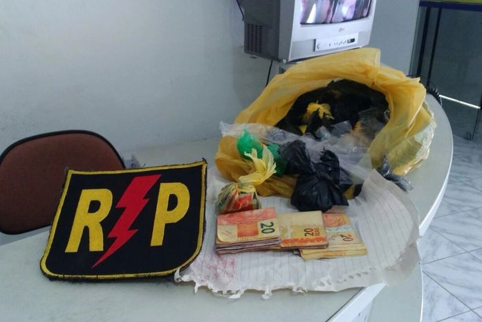 Materiais apreendidos no bairro do Vergel do Lago