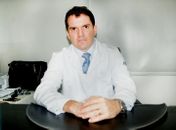 André de Mendonça, cirurgião-plástico alagoano