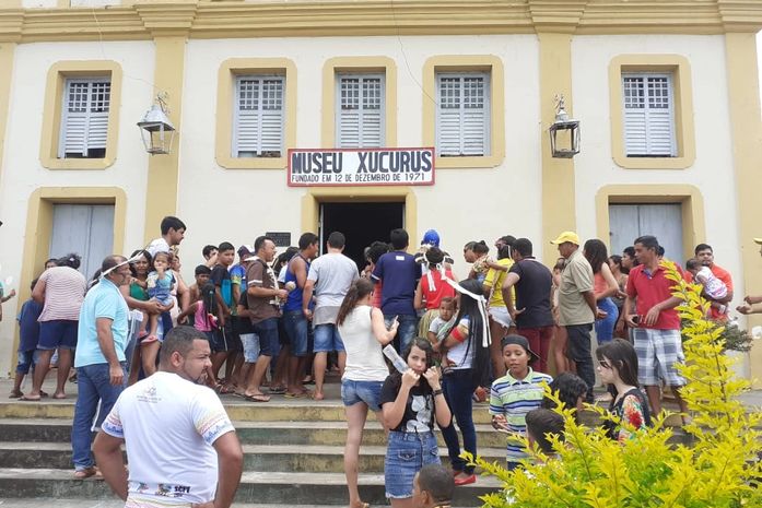 Indígenas protestam no Museu Xucurús pela permanência do acervo na Igreja do Rosário