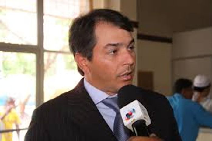 Salomão Torres assegura em pronunciamento que Júlio Cezar está fazendo teatro