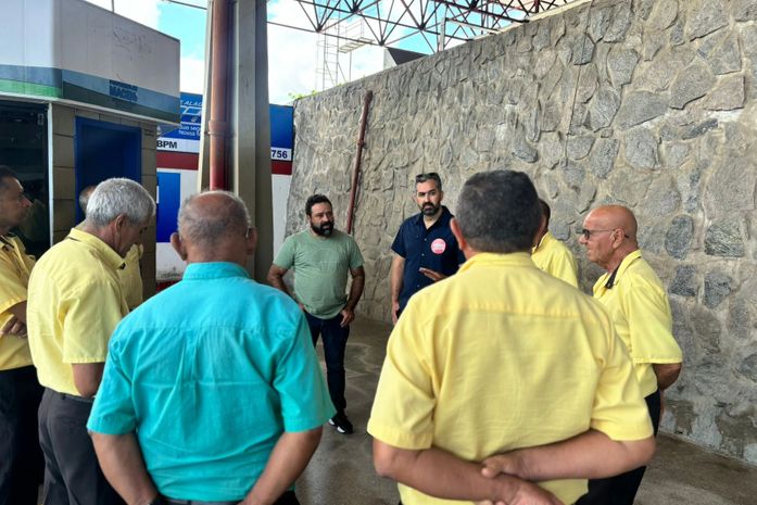 Basile declara apoio aos taxistas de Maceió: "É preciso novas políticas que reduzam a carga tributária"