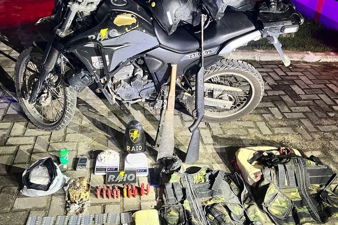 "Matei mesmo": homem confessa homicídio ao ser preso com drogas e armas em Maceió