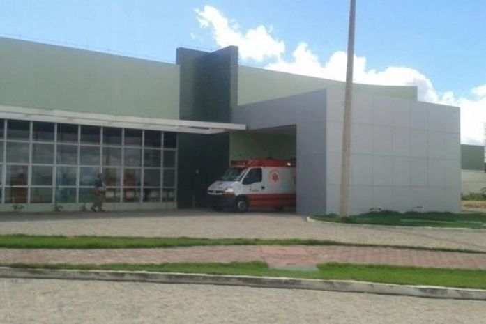 Hospital de Emergência do Agreste suspende cirurgias por falta de roupa limpa