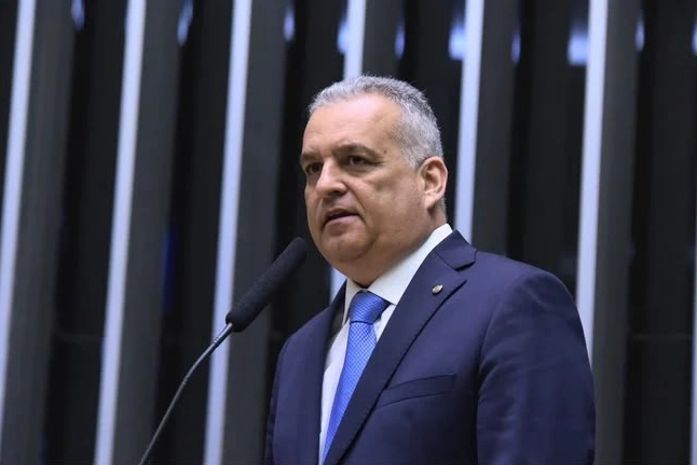 Combate ao feminicídio: Alfredo Gaspar apresenta projeto de Lei para endurecer penas e fortalecer proteção às mulheres