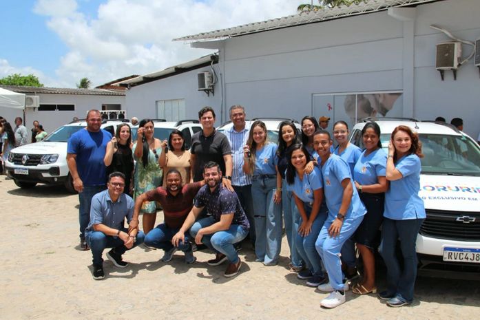 Prefeito Marcelo Beltrão entrega quatro novos carros à Saúde de Coruripe