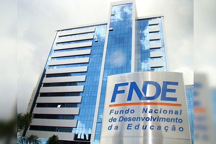 Levantamento aponta que Alagoas foi o estado que mais recebeu empenhos do FNDE: R$ 100 milhões