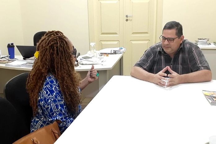 Em reunião com João Vicente, da FAPEAL discutimos a criação de bolsas para pesquisas do Observatório Estadual Racial, ou, isso, também, é sobre o 13 de maio