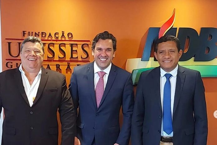 Possível entrada do ex-deputado Val Gaia no processo de sucessão, movimenta cenário político em Palmeira