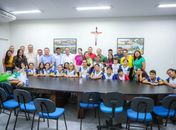 Escola municipal presenteia Luciano Barbosa com jogos pedagógicos sobre a história de Arapiraca

