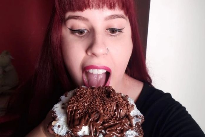 Dia do Sexo: cidade 'dos exageros' tem doce chamado orgasmo