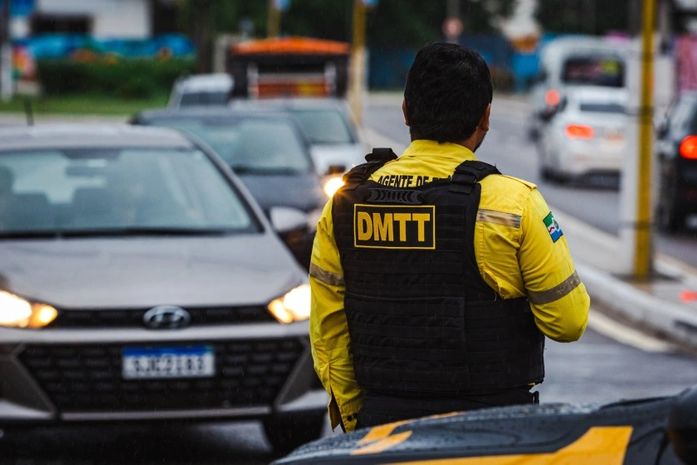 DMTT implanta novo binário no bairro de Cruz das Almas
