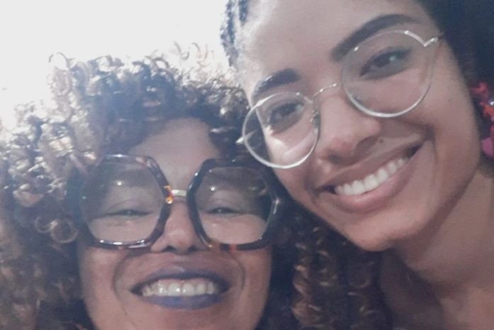 Faz 6 anos que Mirian Soares falou para essa ativista:- a caminhada é longa e juntas. Sim, nossos passos, vem de longe...