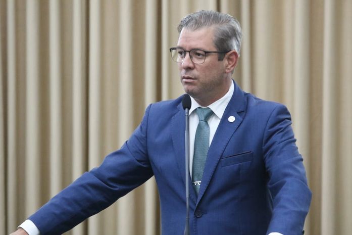 Cabo Bebeto volta a cobrar solução para falta de pagamento de servidores e fornecedores da Saúde