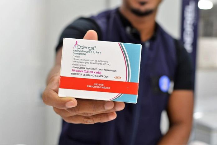 Vacina contra a dengue