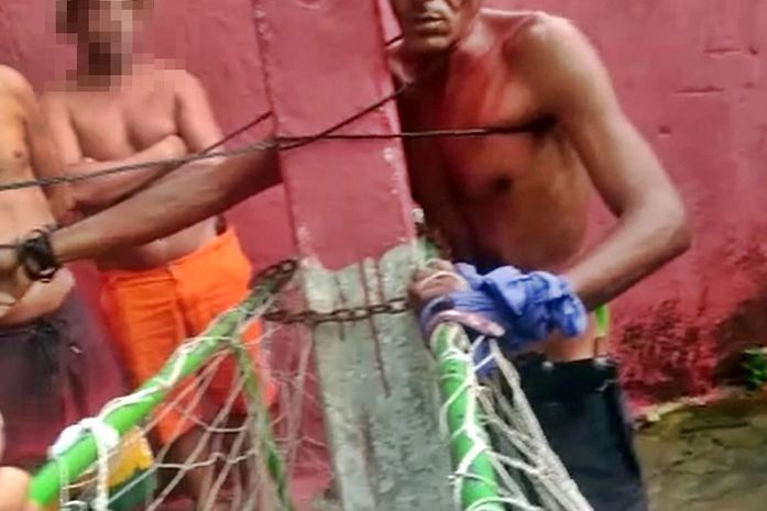 Suspeito foi amarrado a uma coluna de cimento