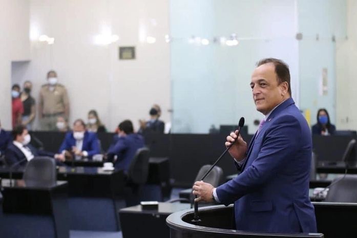Deputado Galba Novaes cobra da BRK regularização no abastecimento de água nos municípios de Messias e Marechal Deodoro