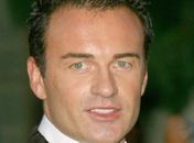 Julian McMahon, ator de 'Quarteto Fantástico', morre aos 56 anos
