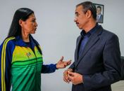 Inspetora Simone Lima, da Guarda Municipal, com o secretário Ivon Berto