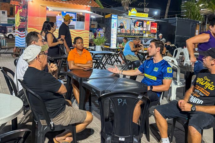 Caio Bebeto se reúne com comerciantes de Food Park Pajuçara para reforçar apoio ao setor