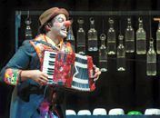 Artista arapiraquense encabeça projeto de circo neste mês