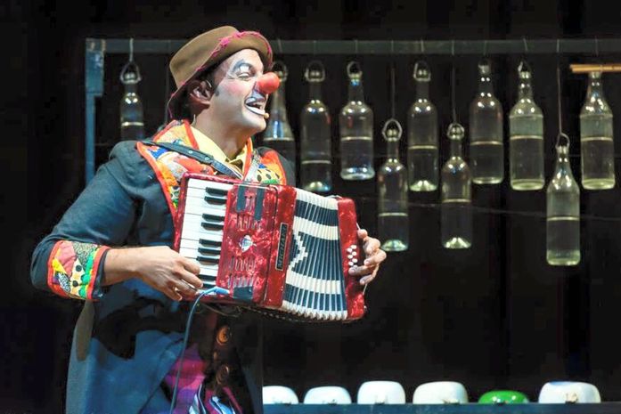Artista arapiraquense encabeça projeto de circo neste mês