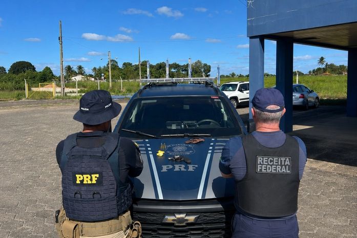 PRF e Receita Federal prendem homem por porte ilegal de arma de fogo e posse de droga para consumo