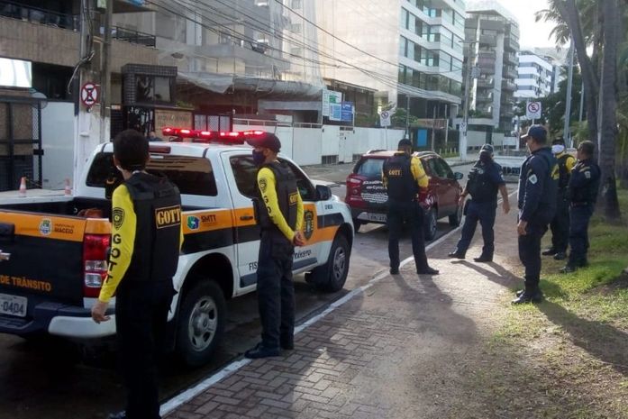 Em uma semana, 163 veículos foram autuados por desobedecer decreto